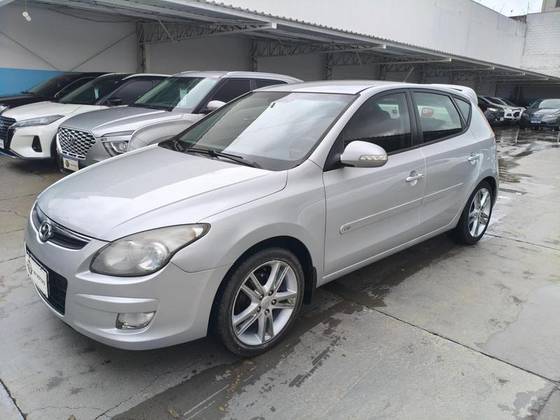 HYUNDAI I30 2.0 MPI 16V GASOLINA 4P MANUAL